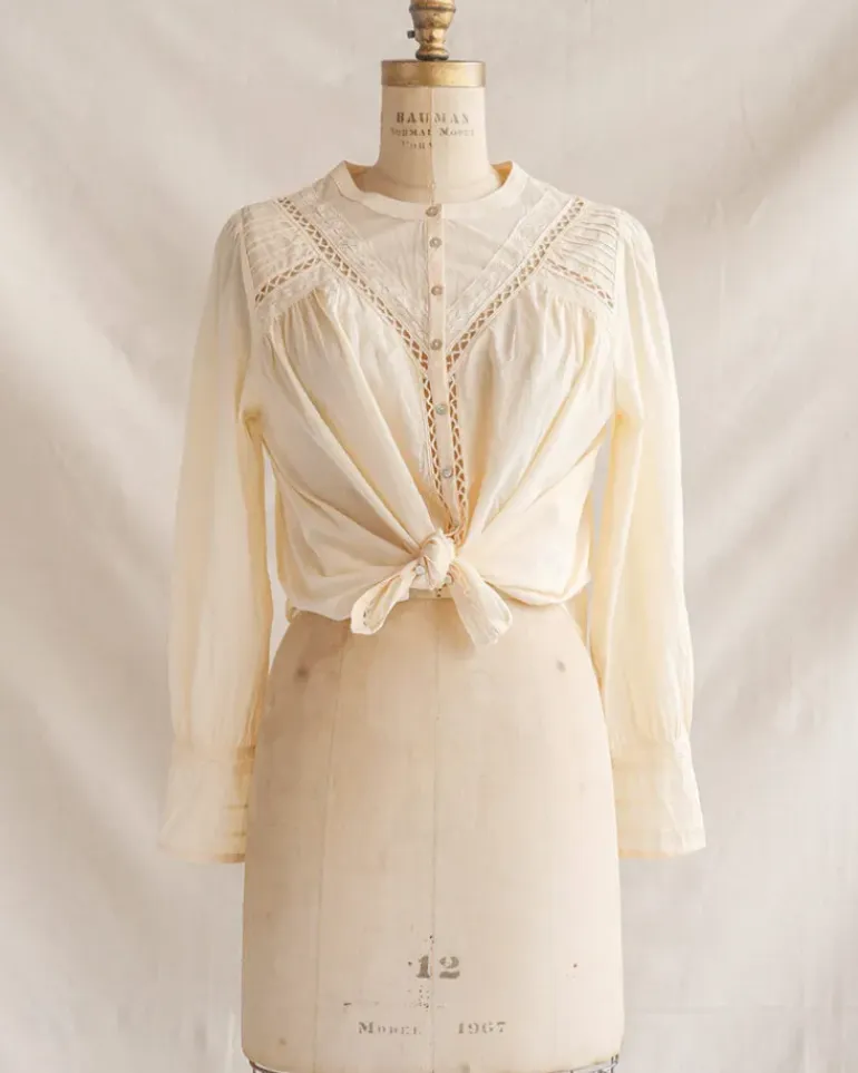 Blithe Breeze Top