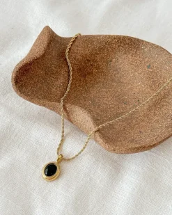 Callaway Cameo Pendant Necklace
