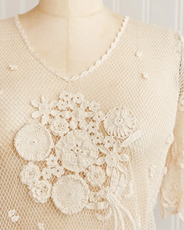 Flower Glimpses Top
