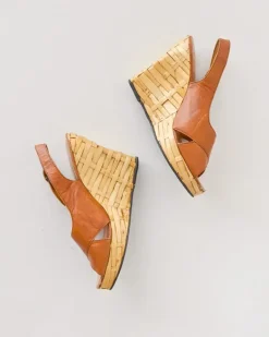 Luara Platform Wedge