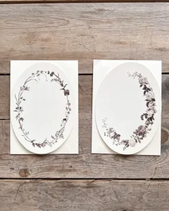 Oval Victorian Floral Card