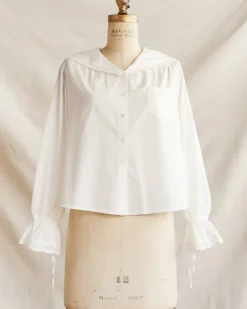 Toussaint Top